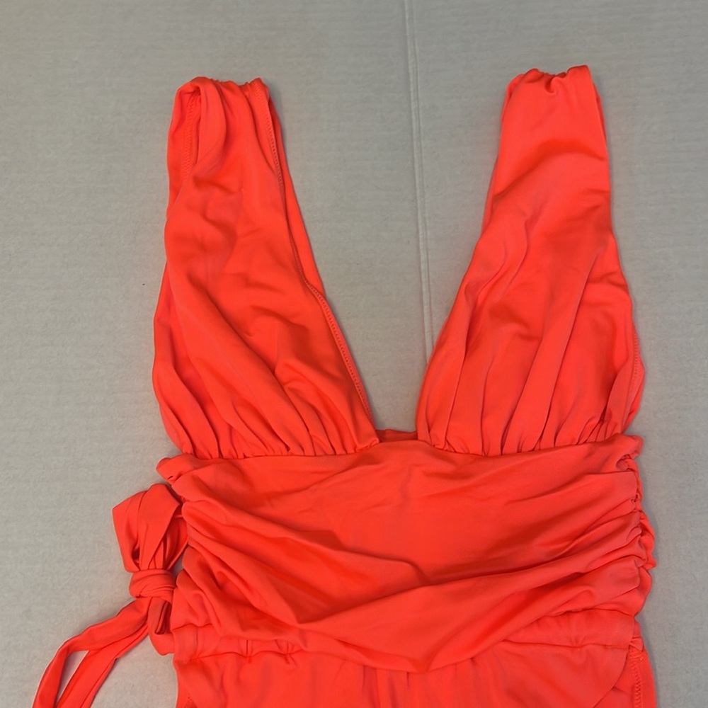 HAH HOT AS HELL + FREE PEOPLE CUT TO THE CHASE ONE PIECE SWIMSUIT MEDIUM - Picture 4 of 16